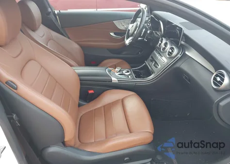 2019 Mercedes-Benz C 300 4Matic z USA, uszkodzony, nr VIN WDDWJ8EB3KF875000